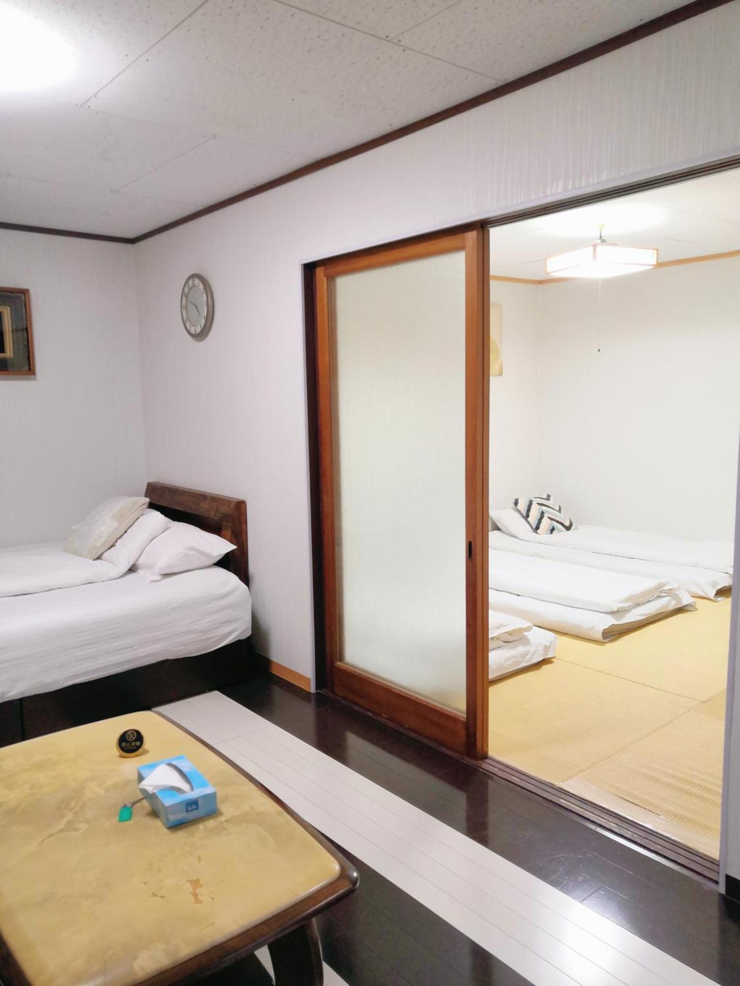 Nippori Osaka Nishi-Tengachaya Guesthouse西天下茶屋アパートメント Екстер'єр фото