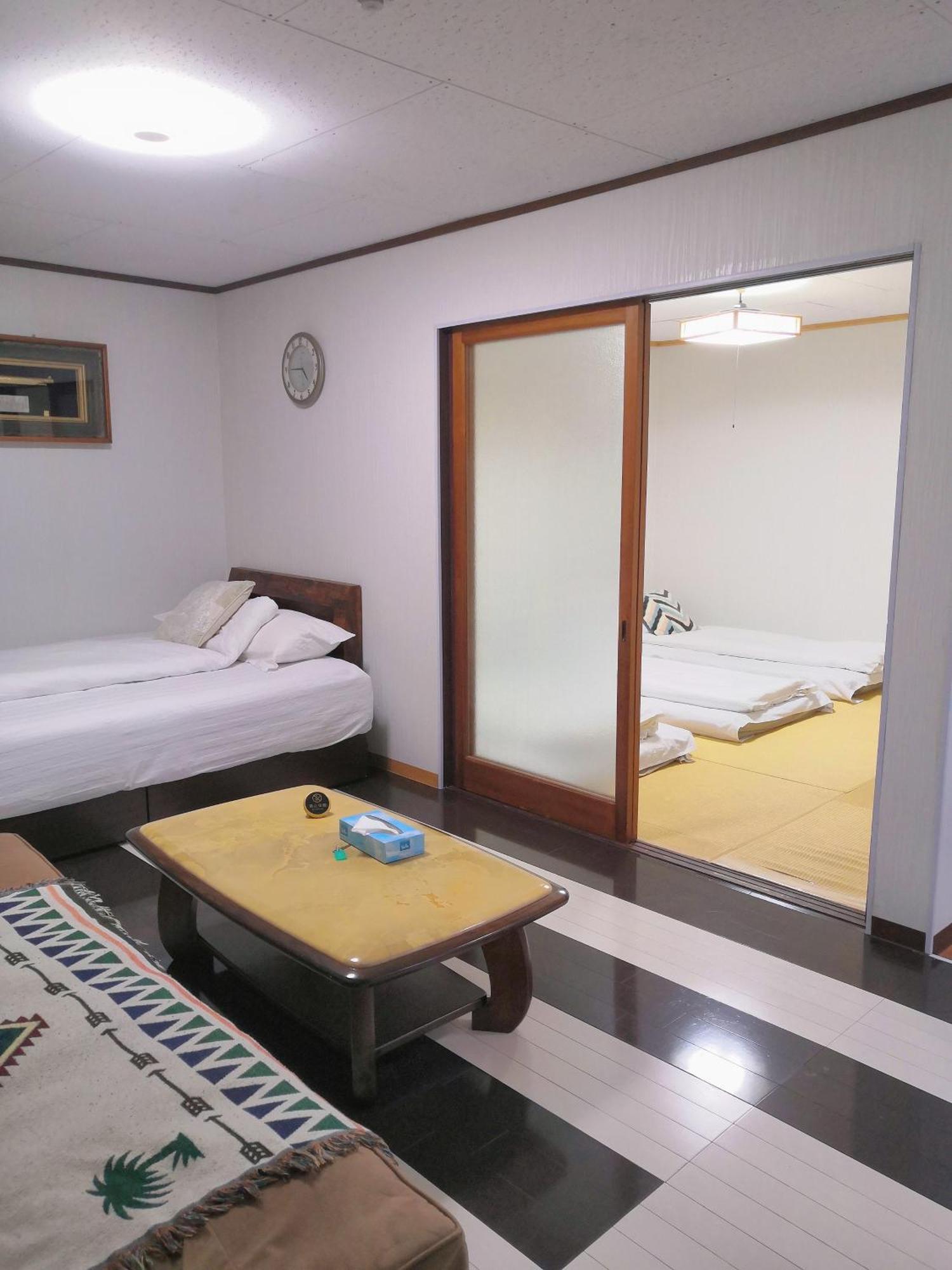Nippori Osaka Nishi-Tengachaya Guesthouse西天下茶屋アパートメント Екстер'єр фото