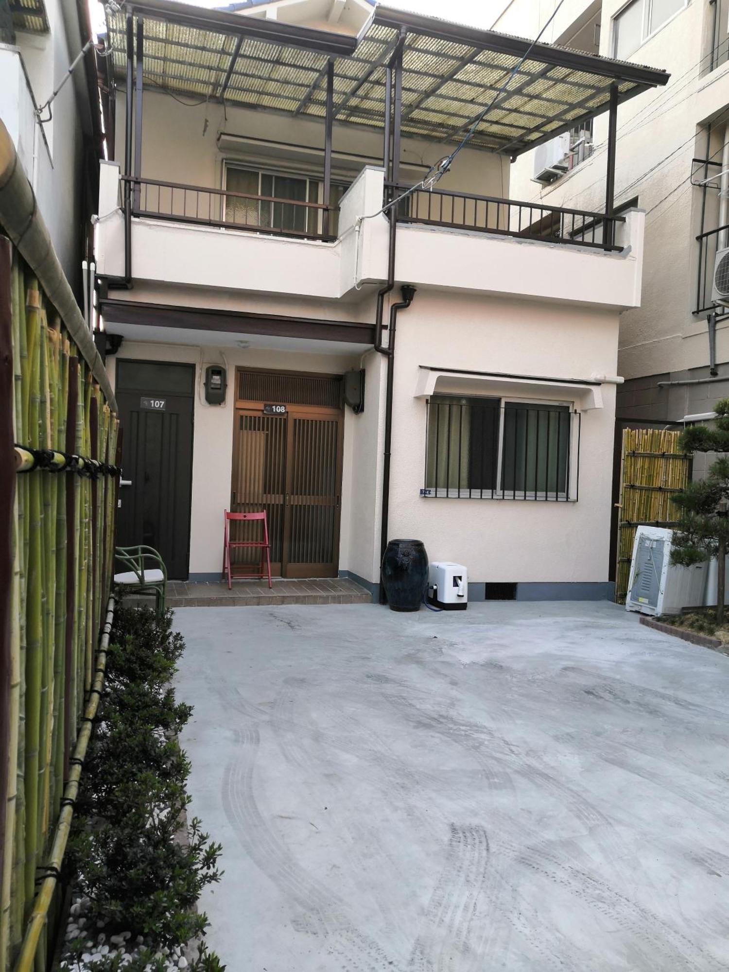 Nippori Osaka Nishi-Tengachaya Guesthouse西天下茶屋アパートメント Екстер'єр фото